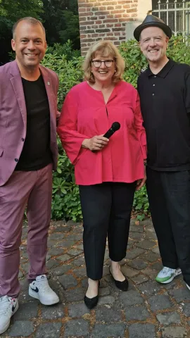 Christian Pakusch, Sabine Mroch, Jan Bodinus bei der Premiere von Club der toten Dichter